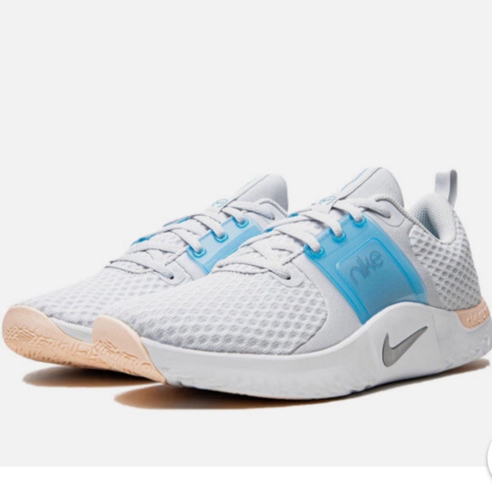 Women Nike Renew In-Season TR 10 Shoes Sneakers Pure Platinum/Silver CK2576-004